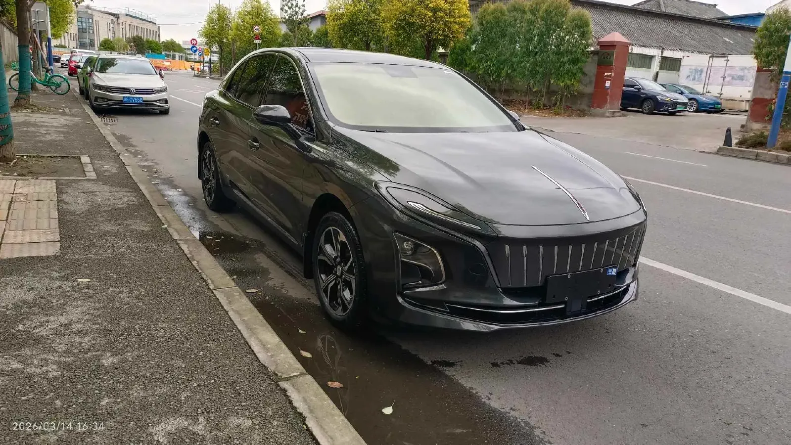 2022 HongQi E-QM5 BEV 54KWH,autocango,china used car exporter,china ev exporter,chinese used car exporter,chinese used ev exporter