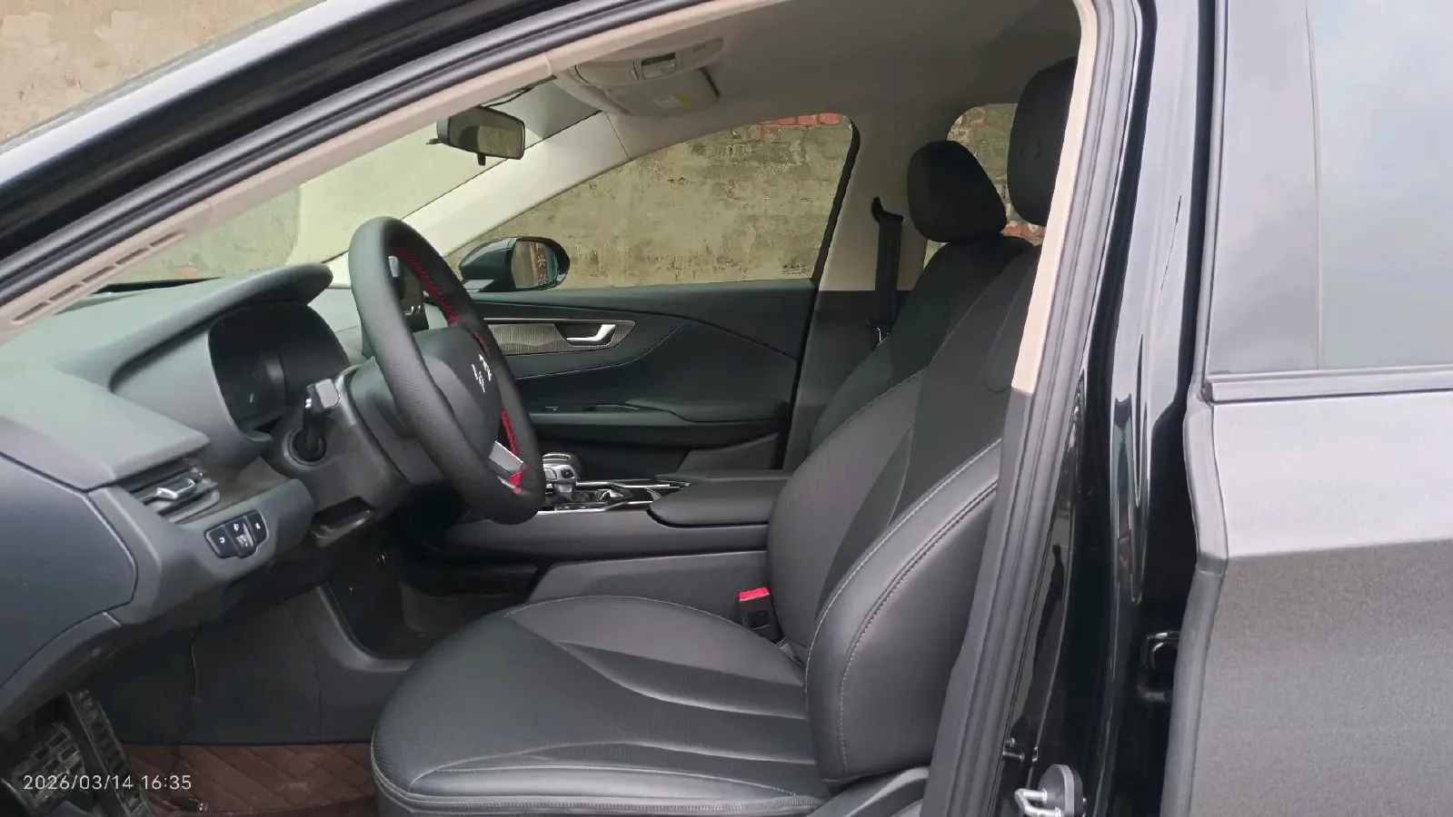 2022 HongQi E-QM5 BEV 54KWH,autocango,china used car exporter,china ev exporter,chinese used car exporter,chinese used ev exporter