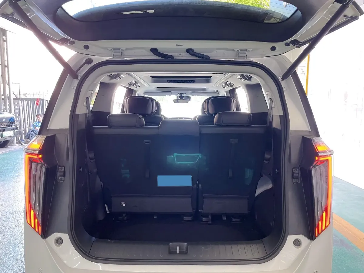 2024 GAC Trumpchi M8 2.0T 190HP L4 2DHT Hybrid,autocango,china used car exporter,china ev exporter,chinese used car exporter,chinese used ev exporter