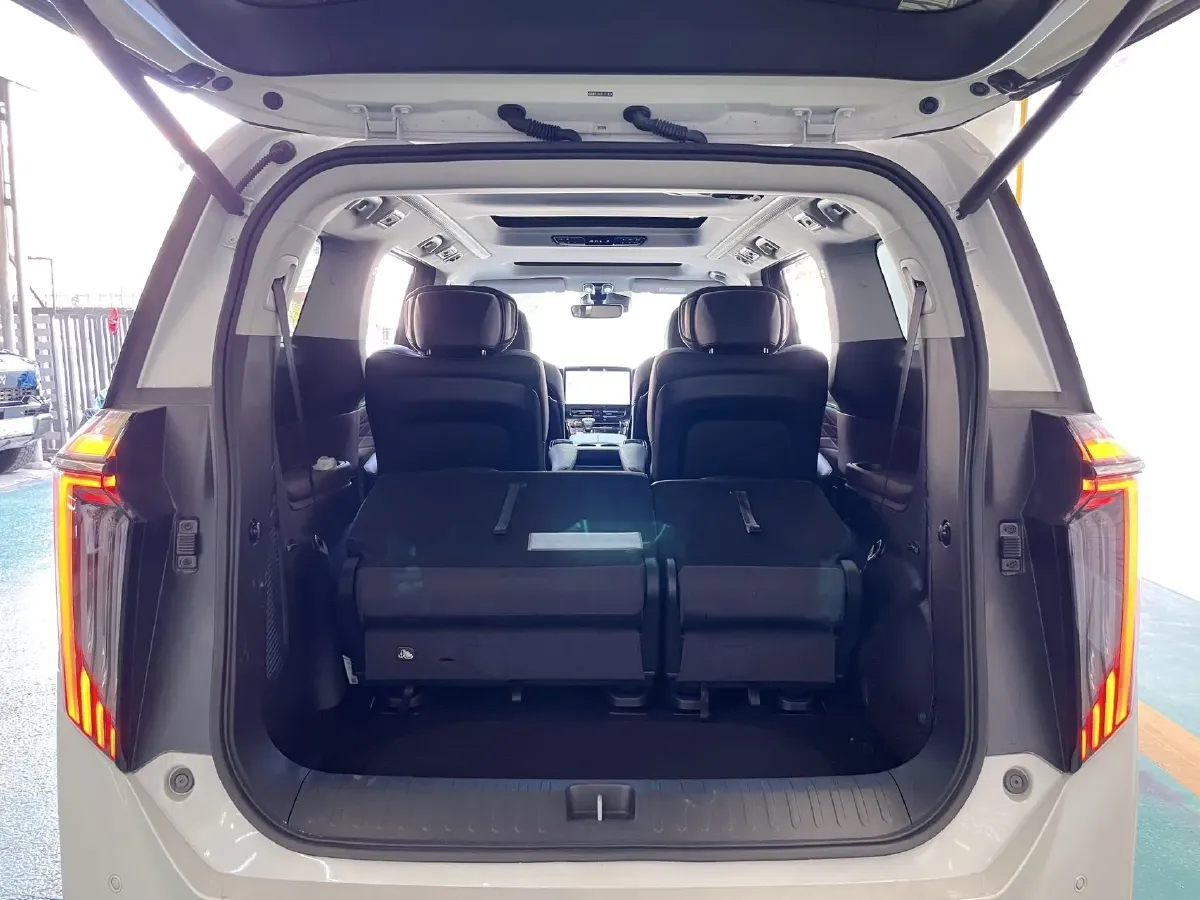 2024 GAC Trumpchi M8 2.0T 190HP L4 2DHT Hybrid,autocango,china used car exporter,china ev exporter,chinese used car exporter,chinese used ev exporter