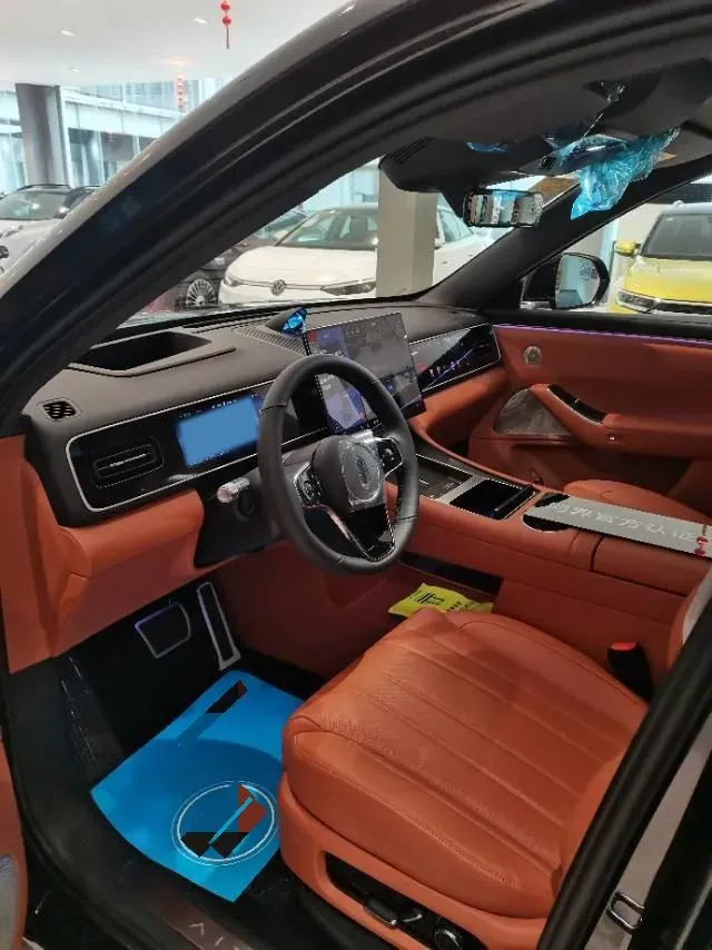 2026 AITO AITO M7 REEV 160HP REEV,autocango,china used car exporter,china ev exporter,chinese used car exporter,chinese used ev exporter