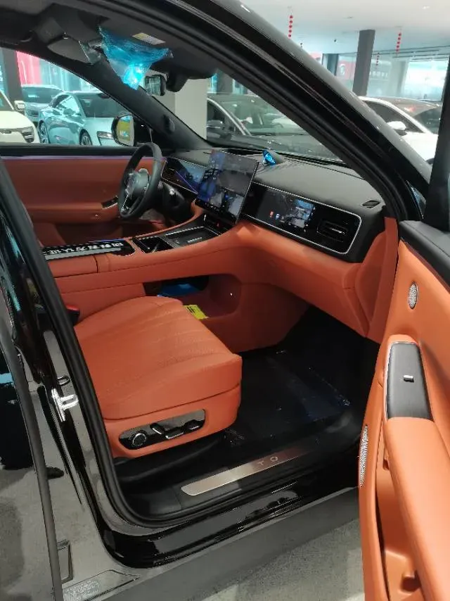 2026 AITO AITO M7 REEV 160HP REEV,autocango,china used car exporter,china ev exporter,chinese used car exporter,chinese used ev exporter