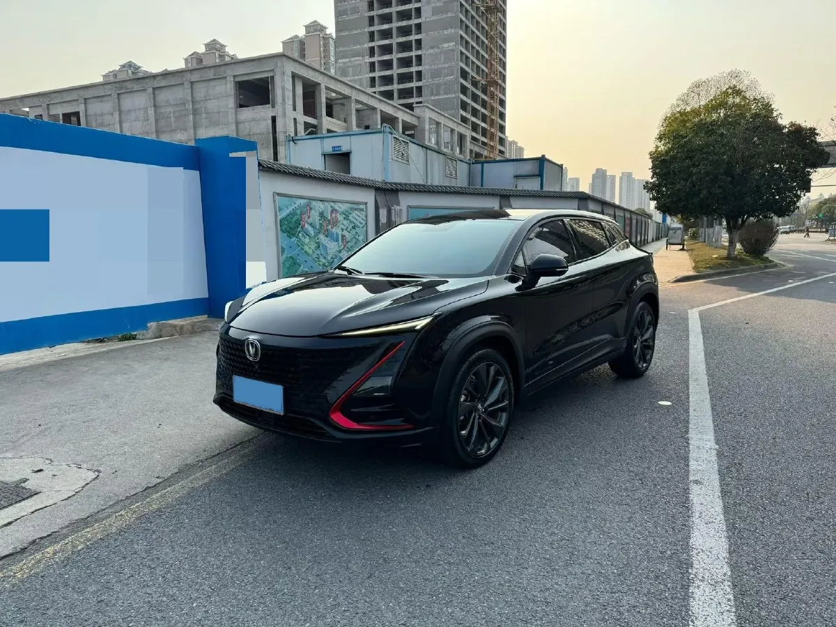 2020 ChangAn UNI-T 1.5T 180HP L4 7DCT,autocango,china used car exporter,china ev exporter,chinese used car exporter,chinese used ev exporter