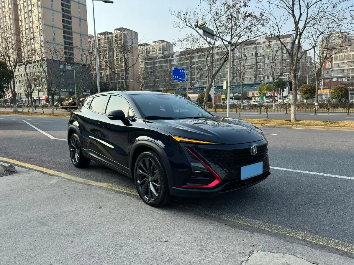 2020 ChangAn UNI-T 1.5T 180HP L4 7DCT,autocango,china used car exporter,china ev exporter,chinese used car exporter,chinese used ev exporter