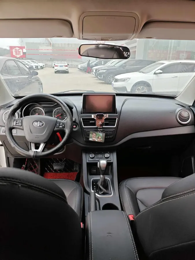 2018 Bestune X40 1.6L 114HP L4 6AT,autocango,china used car exporter,china ev exporter,chinese used car exporter,chinese used ev exporter