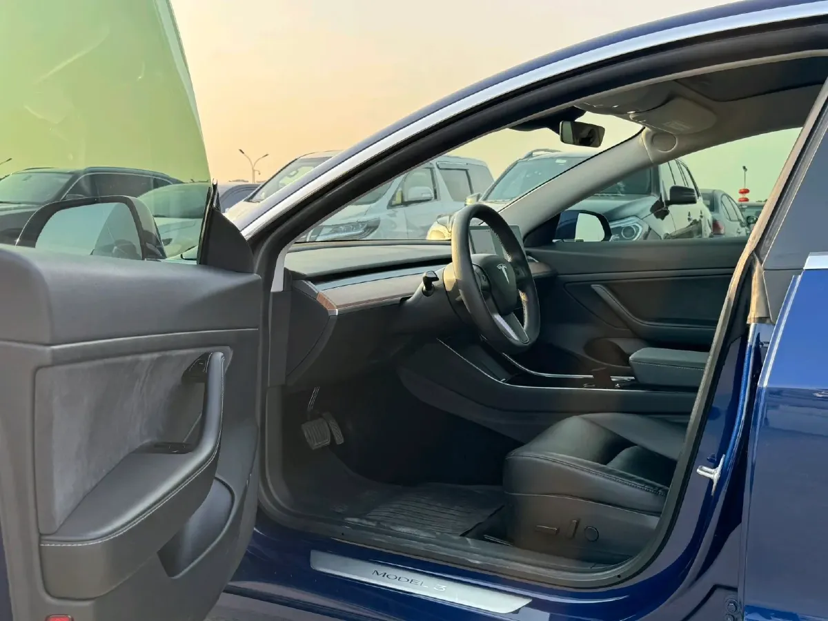 2019 Honda Odyssey 2.0L 146HP L4 E-CVT Hybrid,autocango,china used car exporter,china ev exporter,chinese used car exporter,chinese used ev exporter