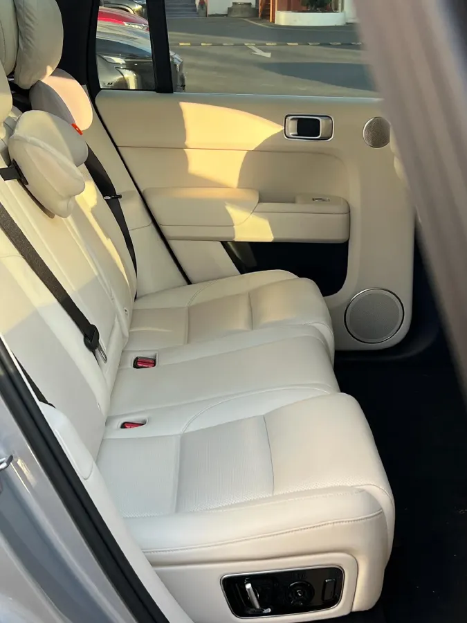 2023 Li L7 Range Extended 154HP REEV 40.9KWH,autocango,china used car exporter,china ev exporter,chinese used car exporter,chinese used ev exporter