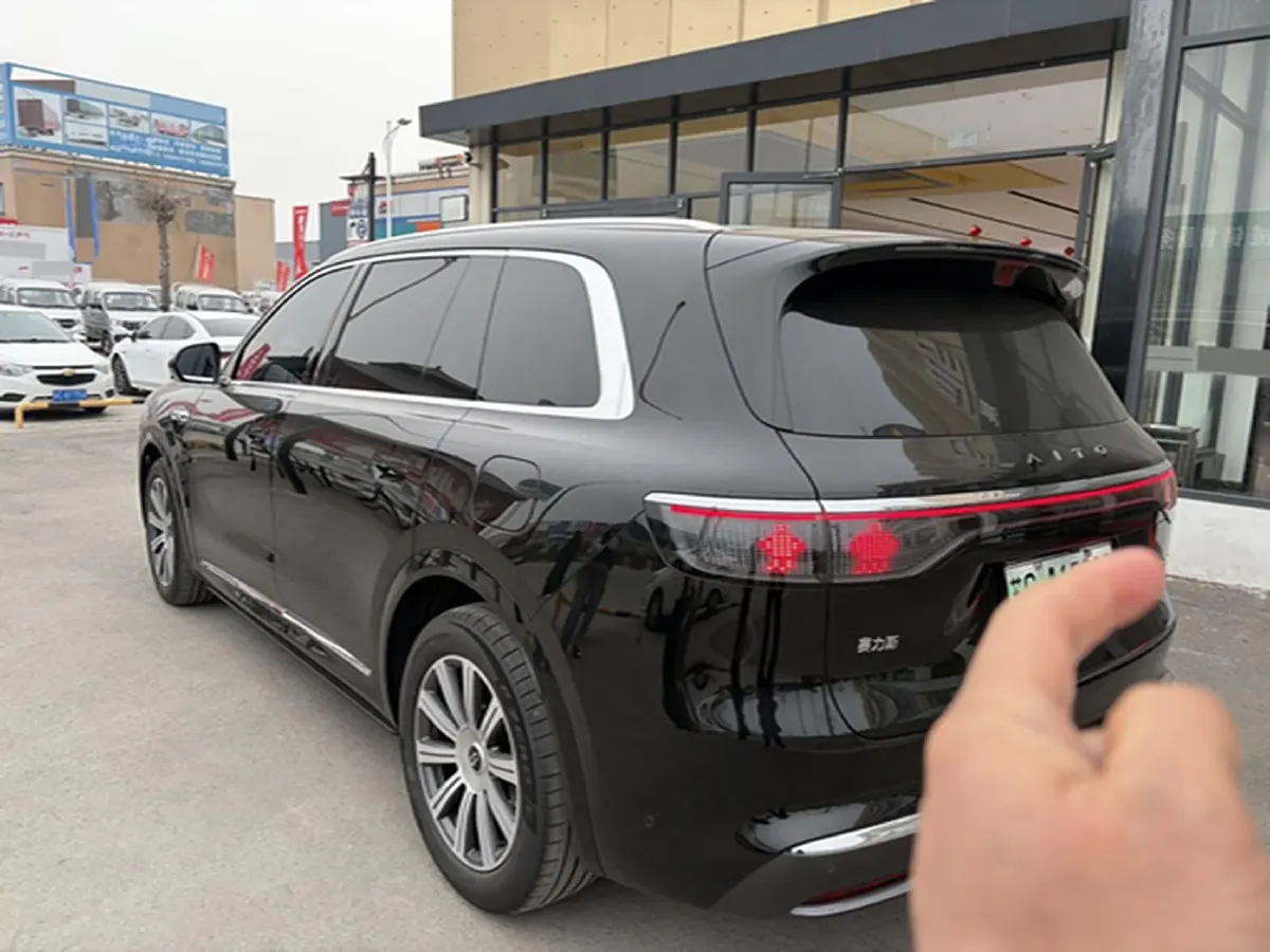 2025 AITO AITO M8 BEV,autocango,china used car exporter,china ev exporter,chinese used car exporter,chinese used ev exporter