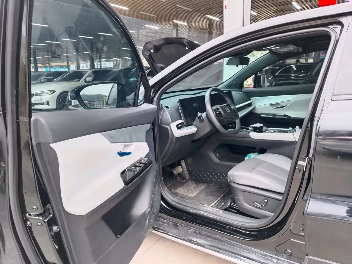 2023 ChangAn UNI-T 1.5T 188HP L4 7DCT,autocango,china used car exporter,china ev exporter,chinese used car exporter,chinese used ev exporter