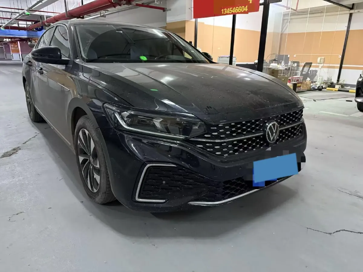 2023 Volkswagen Passat 2.0T 186HP L4 7DCT,autocango,china used car exporter,china ev exporter,chinese used car exporter,chinese used ev exporter