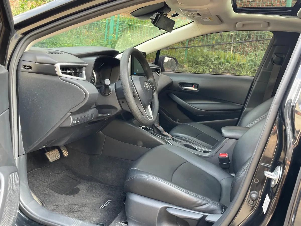 2021 Toyota Corolla 1.2T 116HP L4 CVT,autocango,china used car exporter,china ev exporter,chinese used car exporter,chinese used ev exporter