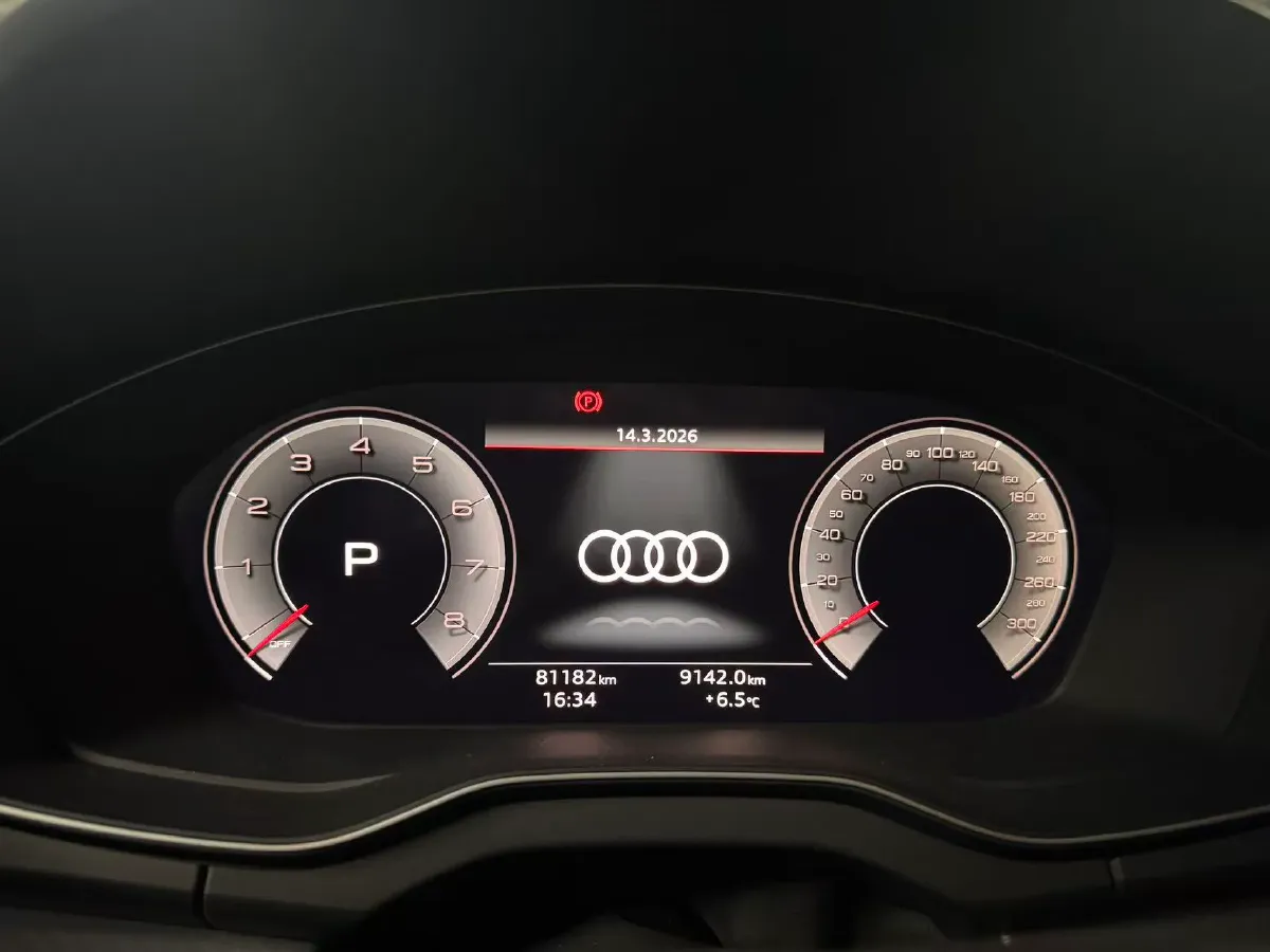 2022 Audi Q5L 2.0T 190HP L4 7DCT,autocango,china used car exporter,china ev exporter,chinese used car exporter,chinese used ev exporter