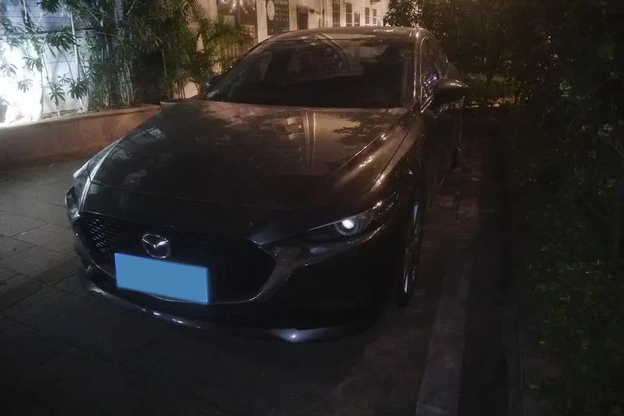 2023 Mazda 3 Axela 2.0L 158HP L4 6AT,autocango,china used car exporter,china ev exporter,chinese used car exporter,chinese used ev exporter