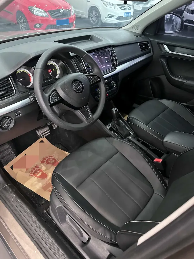 2018 Skoda Kamiq 1.5L 110HP L4 6AT,autocango,china used car exporter,china ev exporter,chinese used car exporter,chinese used ev exporter