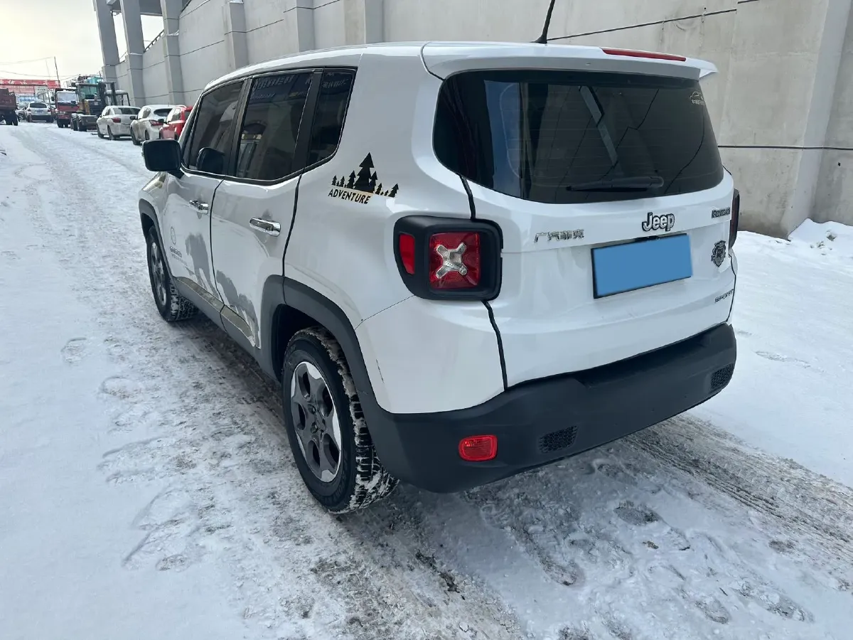 2016 Jeep Renegade 1.4T 150HP L4 7DCT,autocango,china used car exporter,china ev exporter,chinese used car exporter,chinese used ev exporter