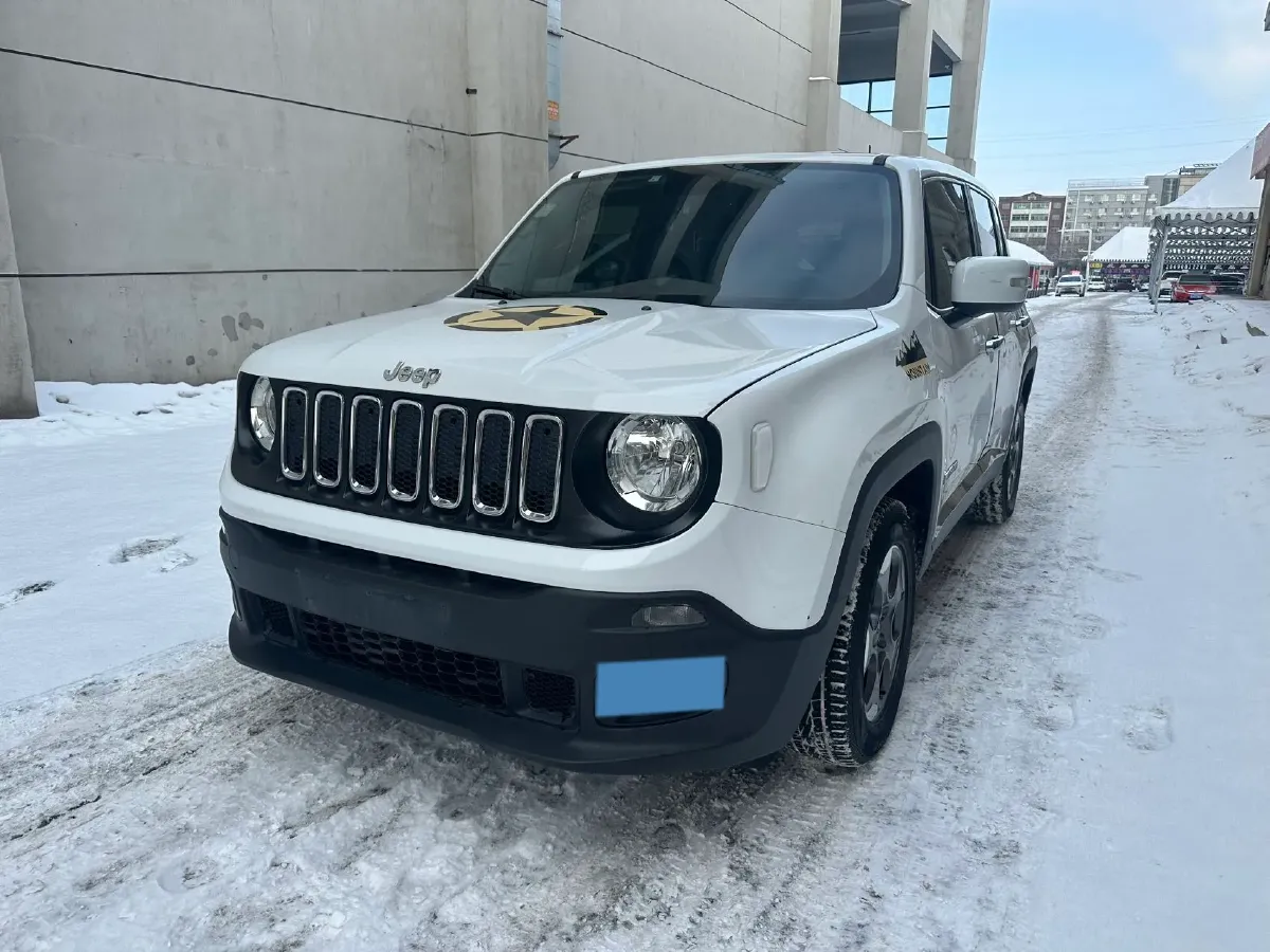 2016 Jeep Renegade 1.4T 150HP L4 7DCT,autocango,china used car exporter,china ev exporter,chinese used car exporter,chinese used ev exporter
