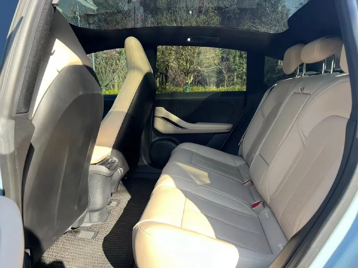 2022 JunTian HeiWuShi Youth 2.0T 203HP L4 6AT,autocango,china used car exporter,china ev exporter,chinese used car exporter,chinese used ev exporter