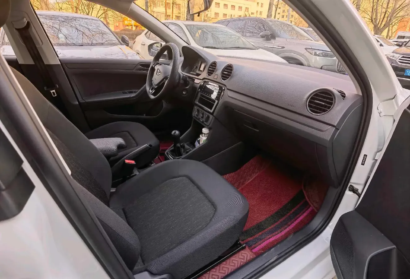 2025 Jetta VA3 1.5L 112HP L4 5MT,autocango,china used car exporter,china ev exporter,chinese used car exporter,chinese used ev exporter