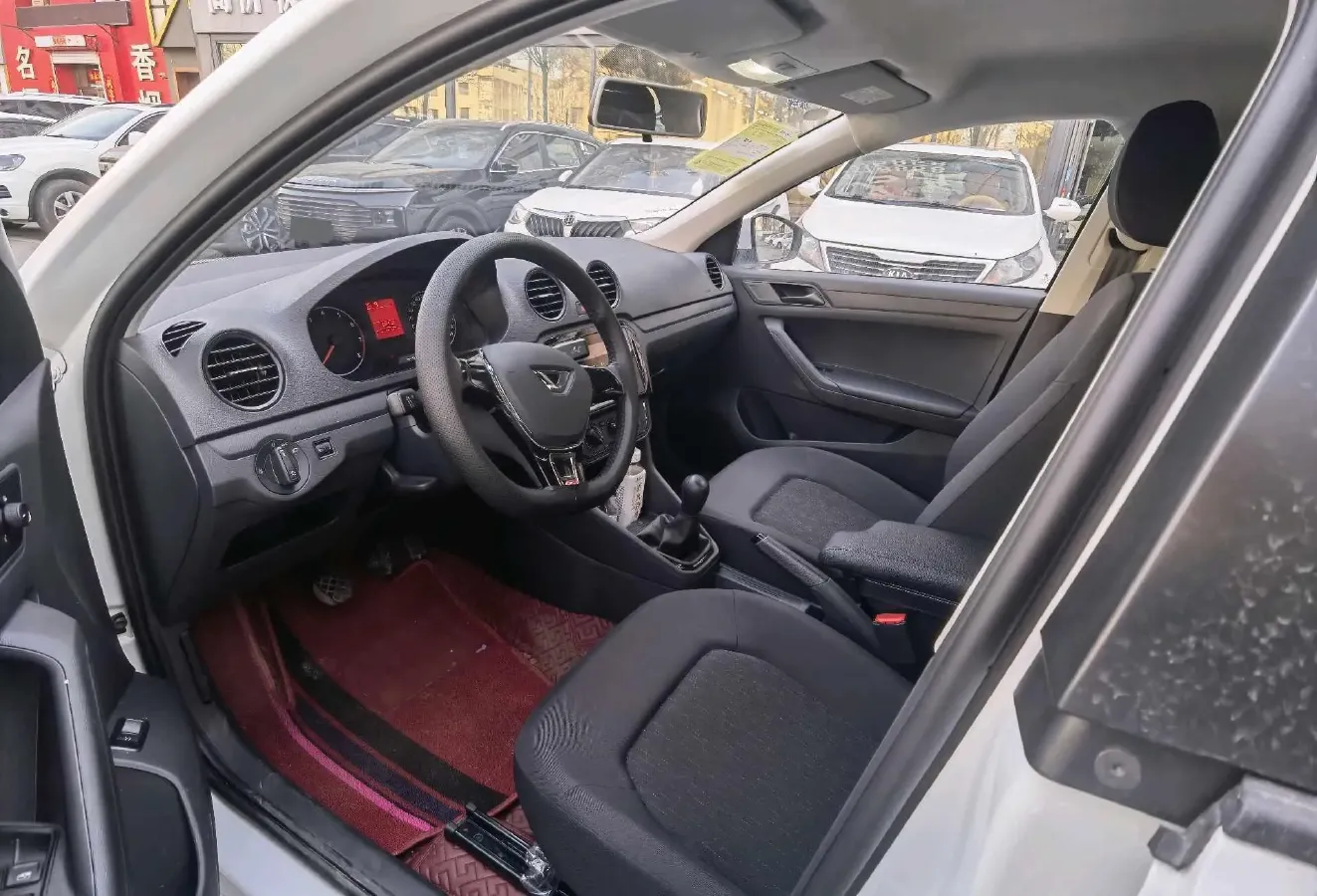 2025 Jetta VA3 1.5L 112HP L4 5MT,autocango,china used car exporter,china ev exporter,chinese used car exporter,chinese used ev exporter