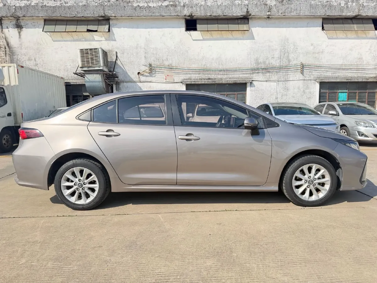 2021 Toyota Corolla 1.2T 116HP L4 CVT,autocango,china used car exporter,china ev exporter,chinese used car exporter,chinese used ev exporter