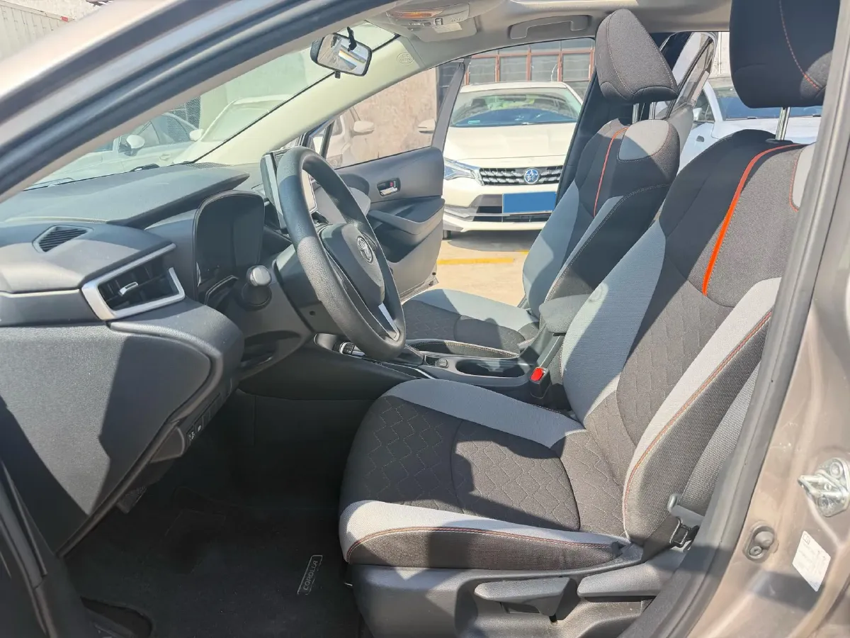 2021 Toyota Corolla 1.2T 116HP L4 CVT,autocango,china used car exporter,china ev exporter,chinese used car exporter,chinese used ev exporter