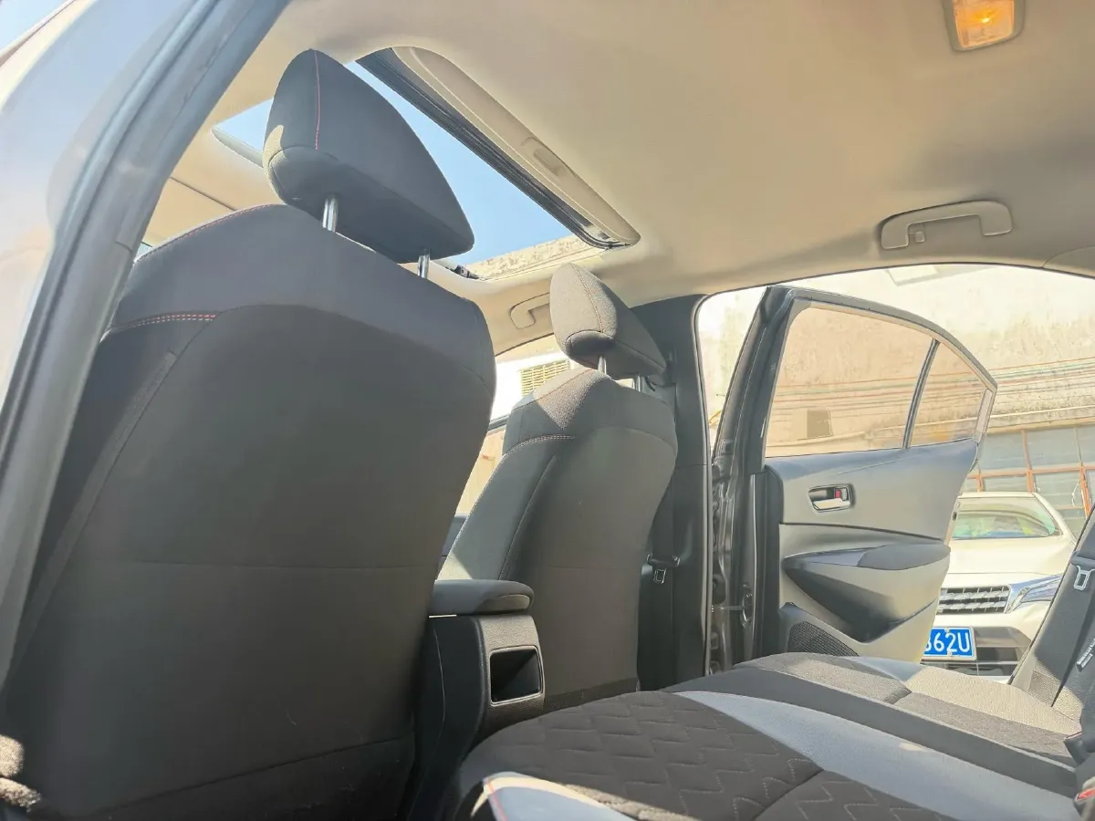 2021 Toyota Corolla 1.2T 116HP L4 CVT,autocango,china used car exporter,china ev exporter,chinese used car exporter,chinese used ev exporter