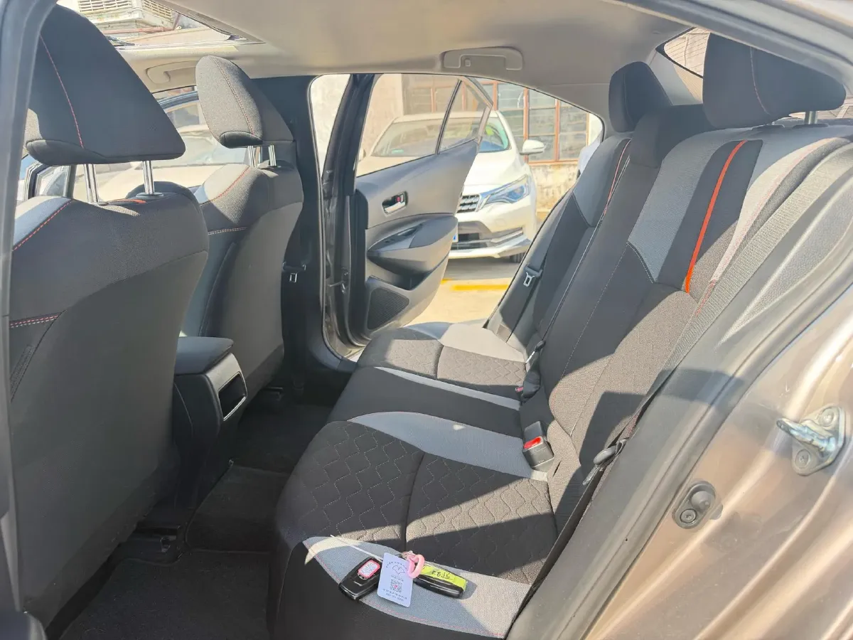 2021 Toyota Corolla 1.2T 116HP L4 CVT,autocango,china used car exporter,china ev exporter,chinese used car exporter,chinese used ev exporter