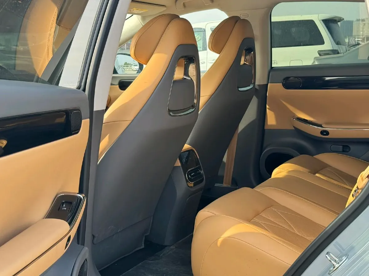 2024 Leapmotor C01 BEV 62.8KWH,autocango,china used car exporter,china ev exporter,chinese used car exporter,chinese used ev exporter