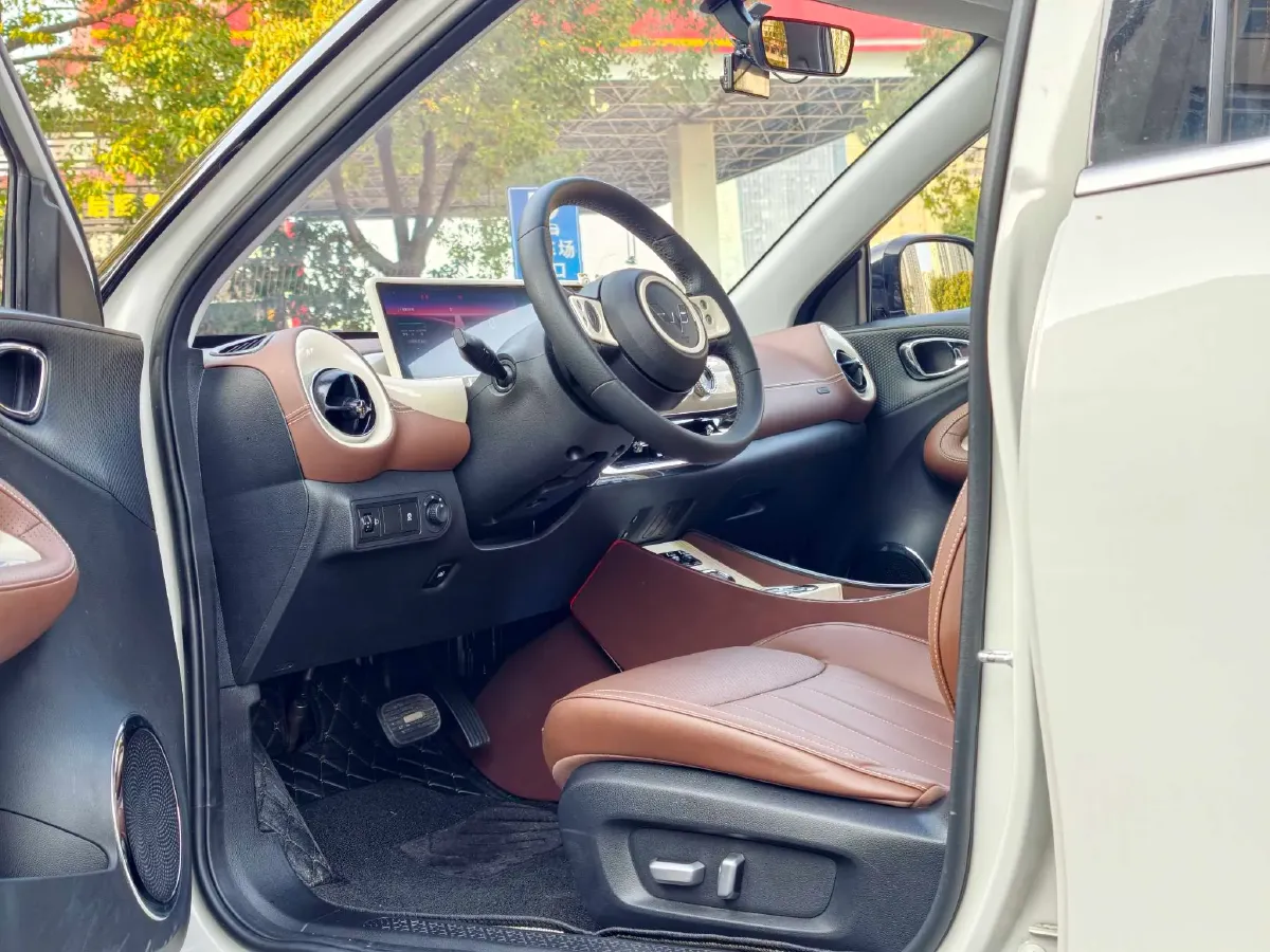 2024 WuLing BinGuo BEV 31.9KWH,autocango,china used car exporter,china ev exporter,chinese used car exporter,chinese used ev exporter