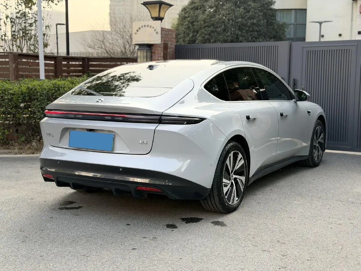 2024 NIO ET5 BEV 75KWH,autocango,china used car exporter,china ev exporter,chinese used car exporter,chinese used ev exporter