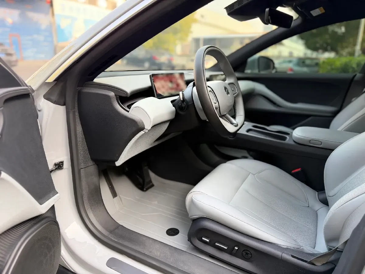 2024 NIO ET5 BEV 75KWH,autocango,china used car exporter,china ev exporter,chinese used car exporter,chinese used ev exporter