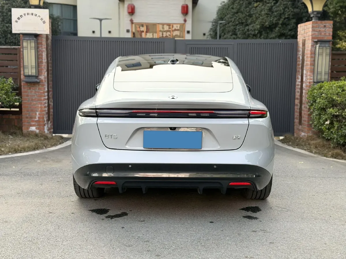 2024 NIO ET5 BEV 75KWH,autocango,china used car exporter,china ev exporter,chinese used car exporter,chinese used ev exporter