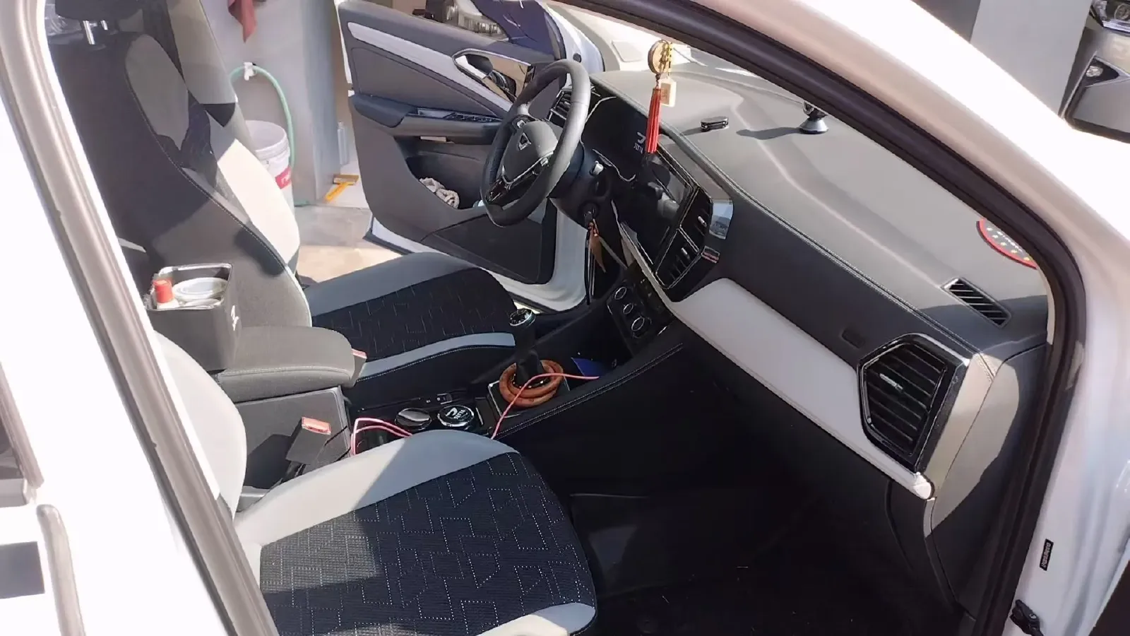 2024 Jetta VS7 1.4T 150HP L4 6AT,autocango,china used car exporter,china ev exporter,chinese used car exporter,chinese used ev exporter