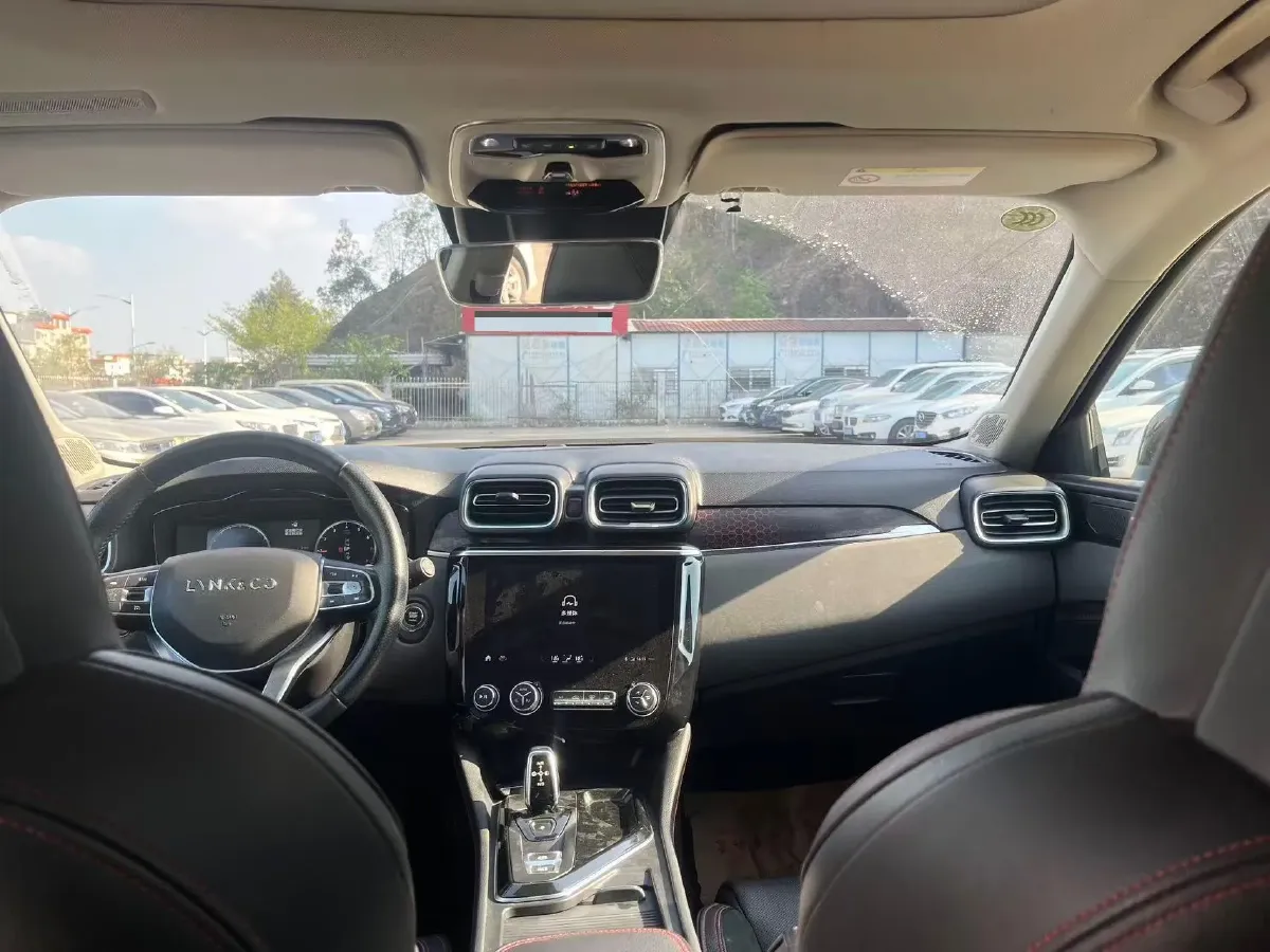 2018 Toyota C-HR 2.0L 171HP L4 CVT,autocango,china used car exporter,china ev exporter,chinese used car exporter,chinese used ev exporter