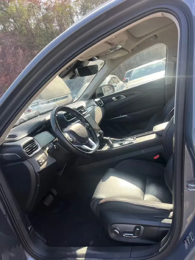 2018 Toyota C-HR 2.0L 171HP L4 CVT,autocango,china used car exporter,china ev exporter,chinese used car exporter,chinese used ev exporter