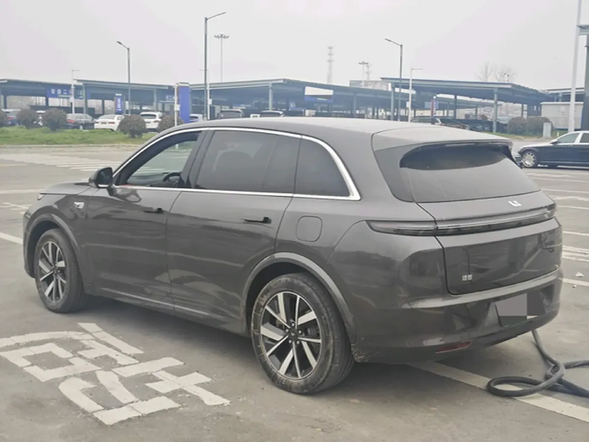 2024 Li L7 Range Extended 154HP REEV 42.8KWH,autocango,china used car exporter,china ev exporter,chinese used car exporter,chinese used ev exporter