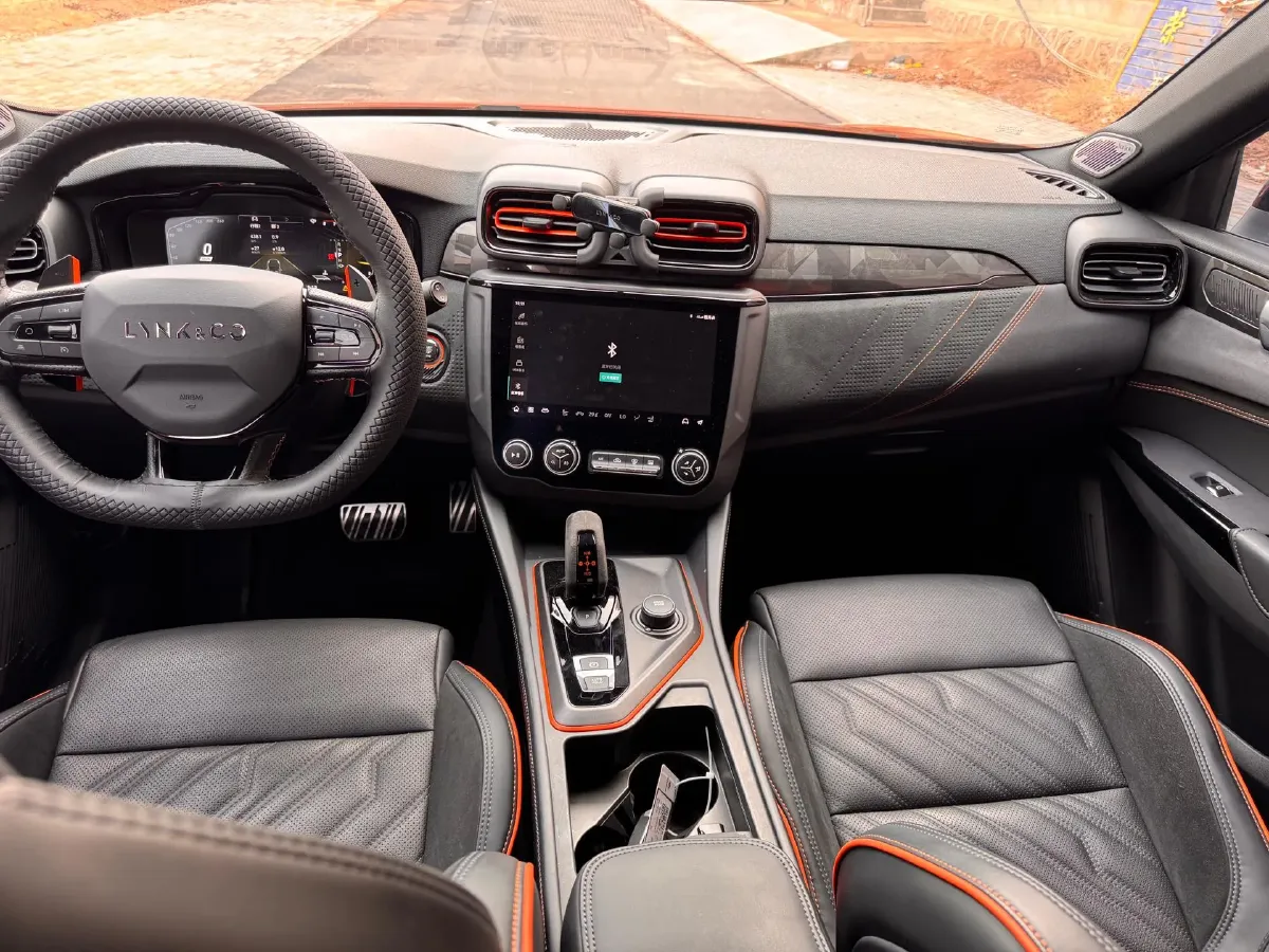 2021 LYNK&CO 02 Hatchback 2.0T 254HP L4 8AT,autocango,china used car exporter,china ev exporter,chinese used car exporter,chinese used ev exporter