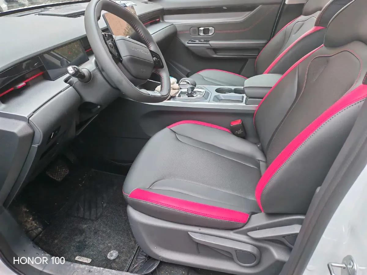 2020 Chery Tiggo 8 1.6T 197HP L4 7DCT,autocango,china used car exporter,china ev exporter,chinese used car exporter,chinese used ev exporter