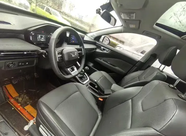 2022 WuLing XingChi 1.5L 99HP L4 6MT,autocango,china used car exporter,china ev exporter,chinese used car exporter,chinese used ev exporter