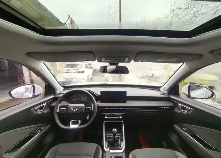 2022 WuLing XingChi 1.5L 99HP L4 6MT,autocango,china used car exporter,china ev exporter,chinese used car exporter,chinese used ev exporter