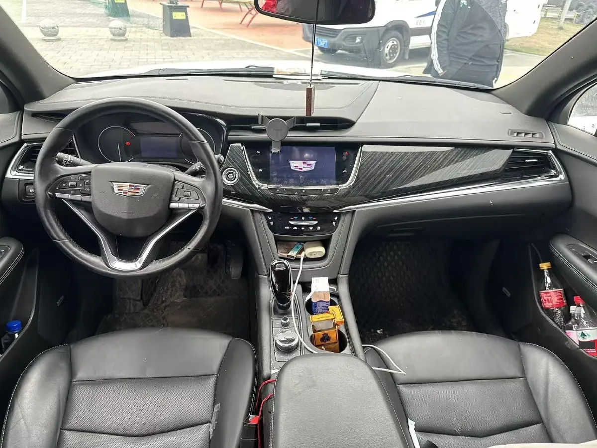 2021 Cadillac XT6 2.0T 237HP L4 9AT,autocango,china used car exporter,china ev exporter,chinese used car exporter,chinese used ev exporter