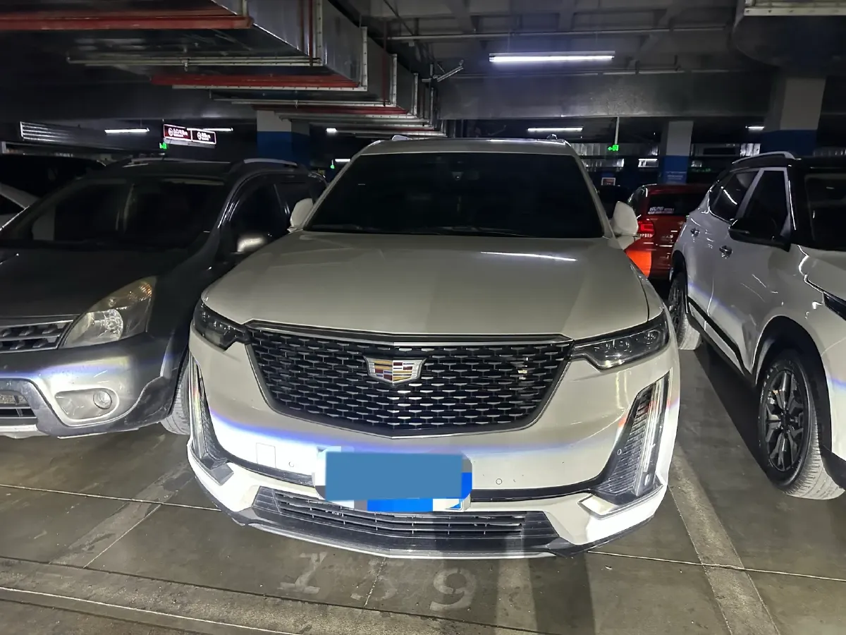 2021 Cadillac XT6 2.0T 237HP L4 9AT,autocango,china used car exporter,china ev exporter,chinese used car exporter,chinese used ev exporter