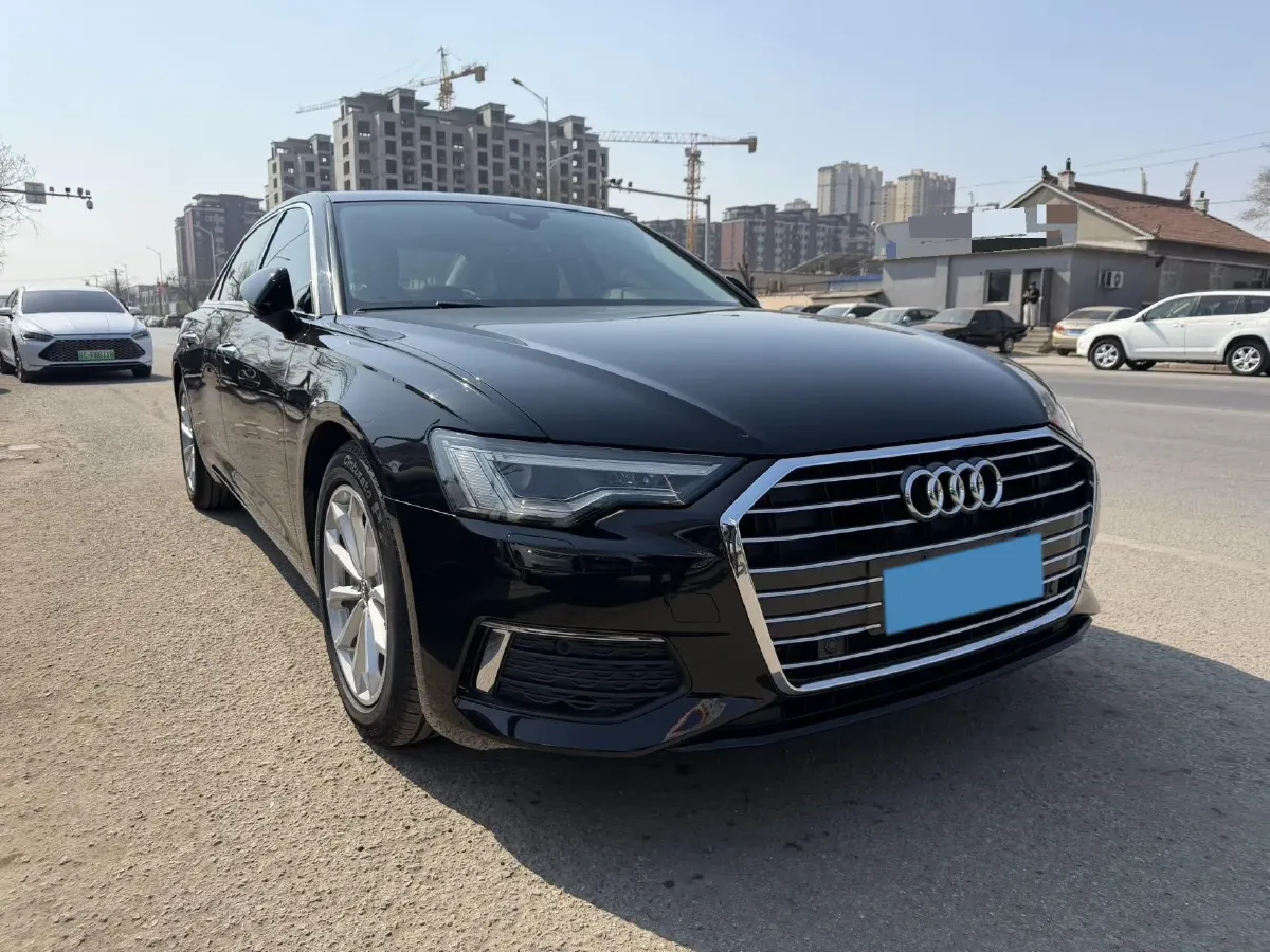 2021 Audi A6L 2.0T 190HP L4 7DCT,autocango,china used car exporter,china ev exporter,chinese used car exporter,chinese used ev exporter