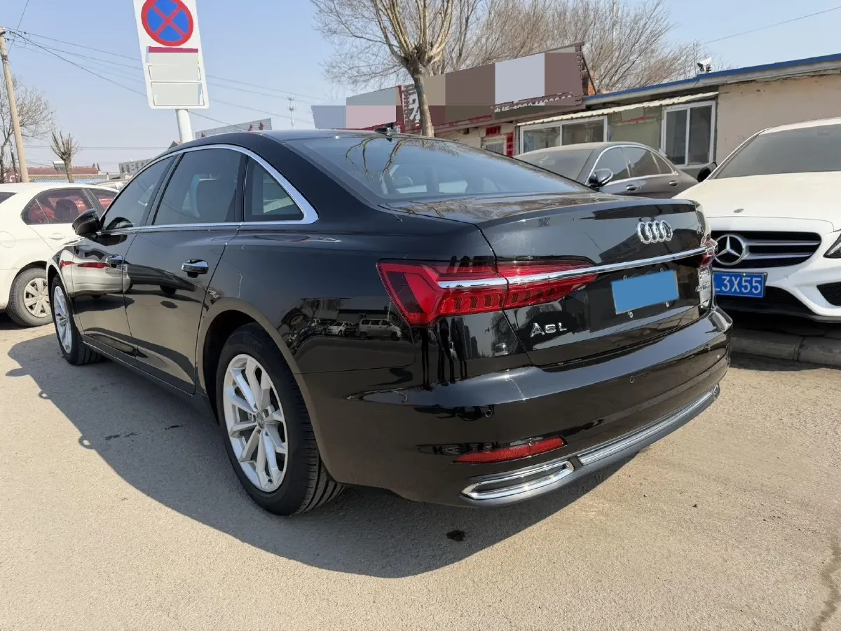 2021 Audi A6L 2.0T 190HP L4 7DCT,autocango,china used car exporter,china ev exporter,chinese used car exporter,chinese used ev exporter
