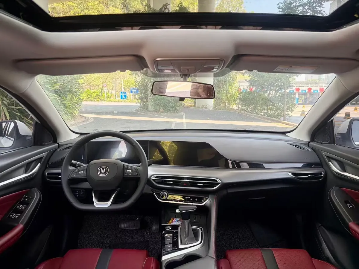 2021 ChangAn Eado 1.4T 160HP L4 7DCT,autocango,china used car exporter,china ev exporter,chinese used car exporter,chinese used ev exporter