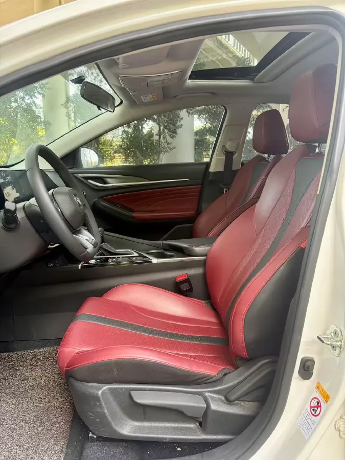 2021 ChangAn Eado 1.4T 160HP L4 7DCT,autocango,china used car exporter,china ev exporter,chinese used car exporter,chinese used ev exporter