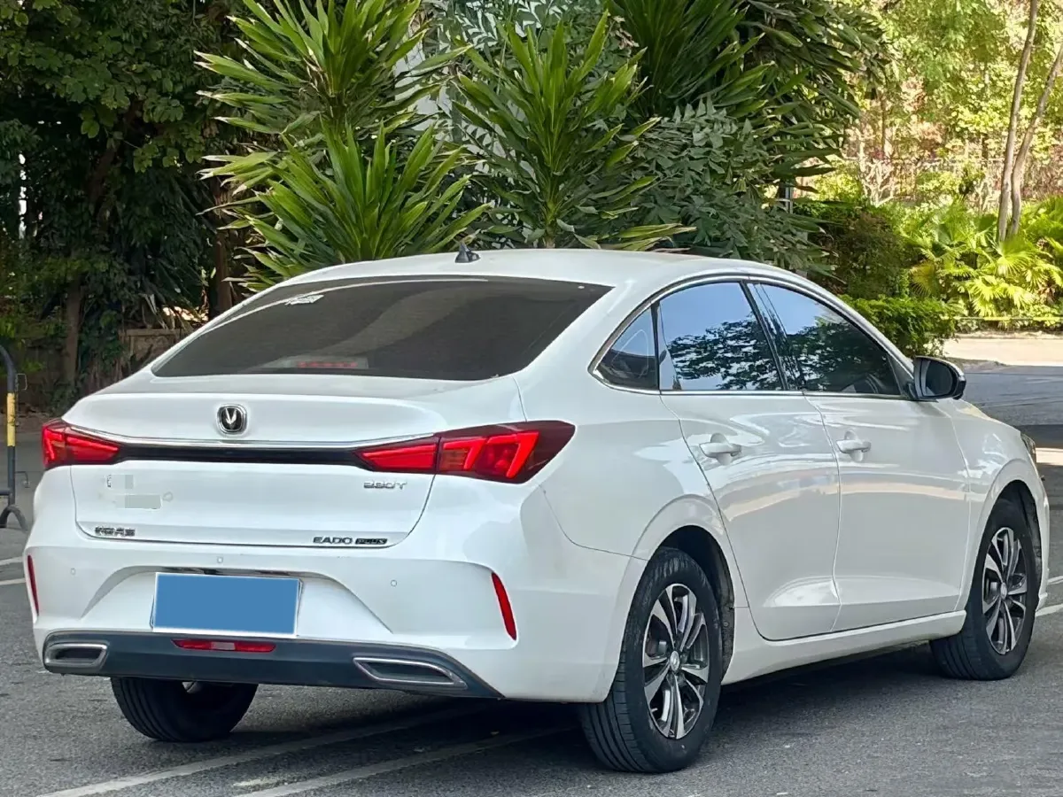 2021 ChangAn Eado 1.4T 160HP L4 7DCT,autocango,china used car exporter,china ev exporter,chinese used car exporter,chinese used ev exporter