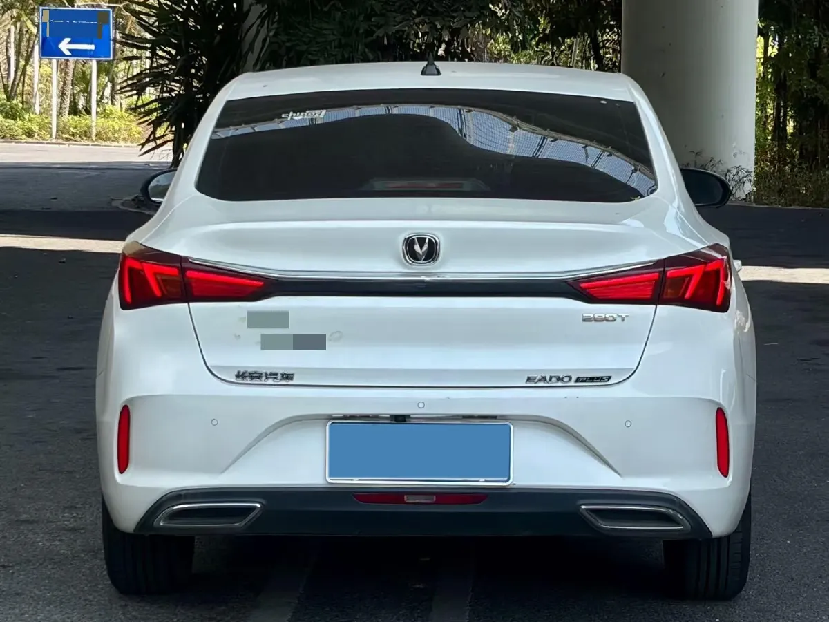 2021 ChangAn Eado 1.4T 160HP L4 7DCT,autocango,china used car exporter,china ev exporter,chinese used car exporter,chinese used ev exporter