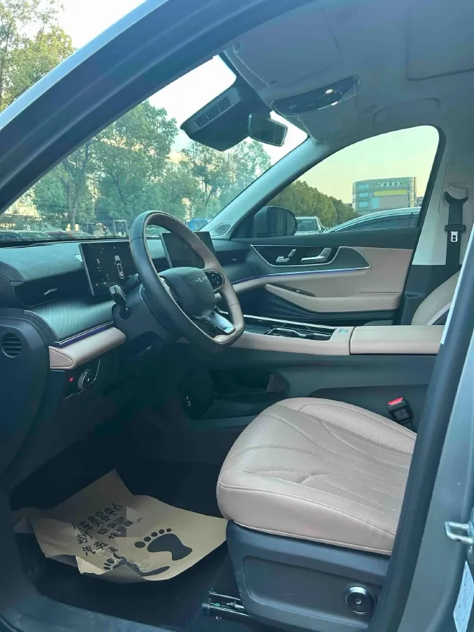 2024 Chery Tiggo8L 2.0T 254HP L4 8AT,autocango,china used car exporter,china ev exporter,chinese used car exporter,chinese used ev exporter