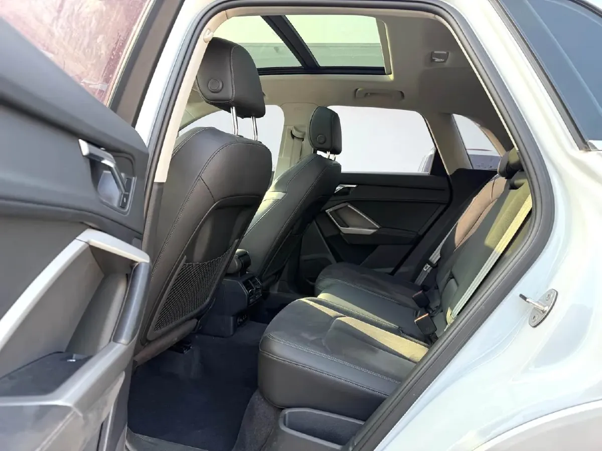 2022 Audi Q3 1.4T 150HP L4 7DCT,autocango,china used car exporter,china ev exporter,chinese used car exporter,chinese used ev exporter